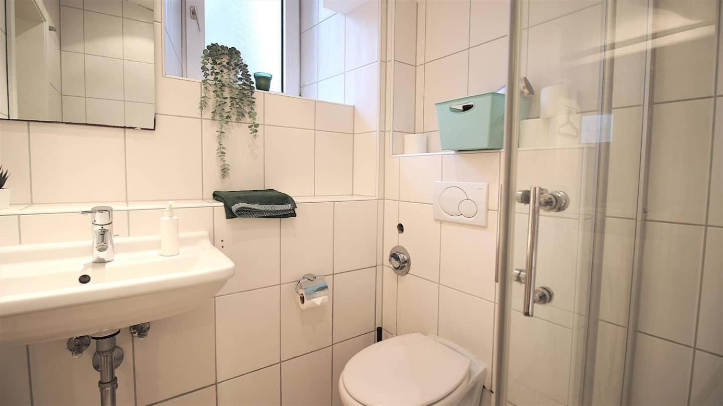 Fully Equipped Apartment Near Main Station Würzburg Exterior foto